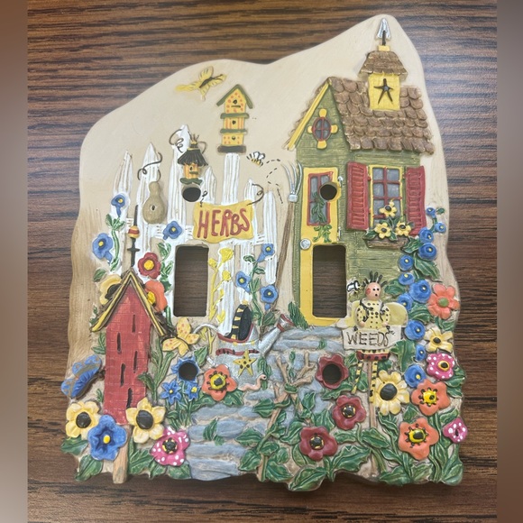 Set of 2 New double switch covers - Picture 3 of 4